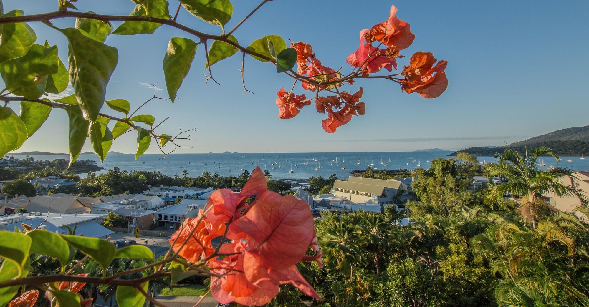 At Water'S Edge Resort Airlie Beach Exterior photo
