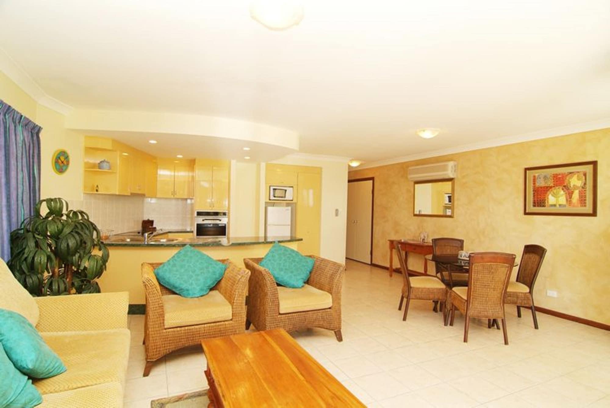 At Water'S Edge Resort Airlie Beach Exterior photo