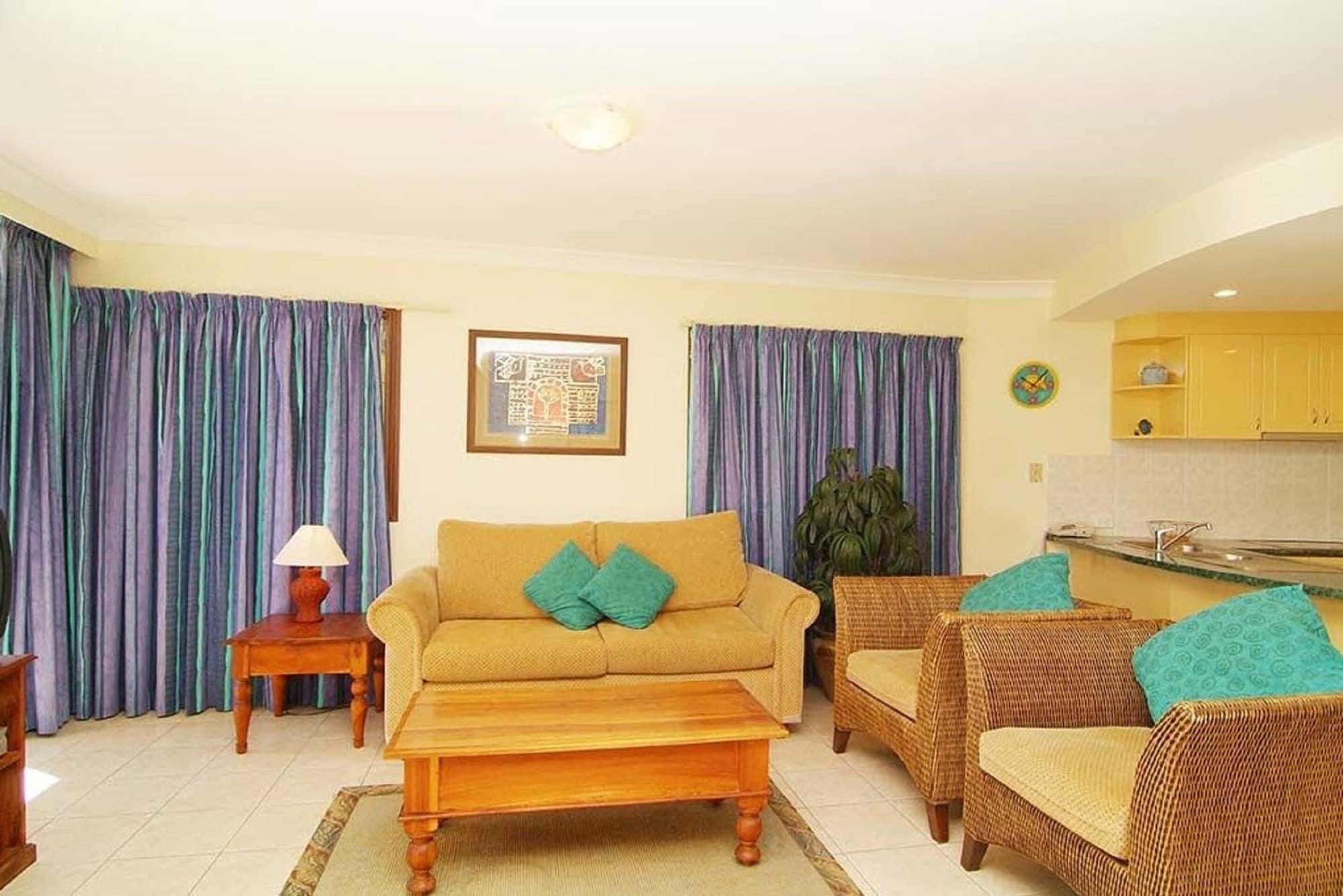 At Water'S Edge Resort Airlie Beach Exterior photo
